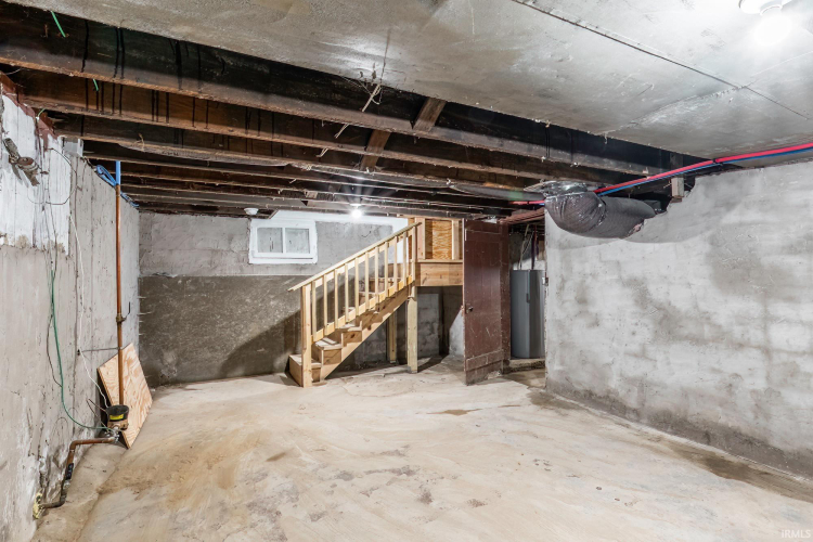 Listing Image 32