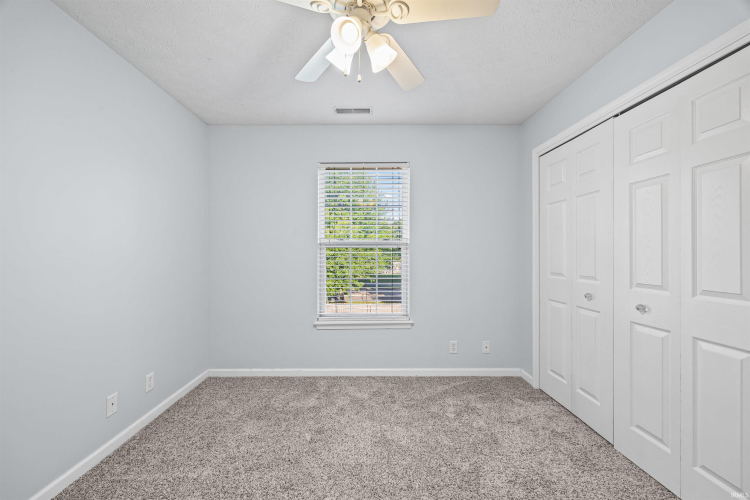 Listing Image 27