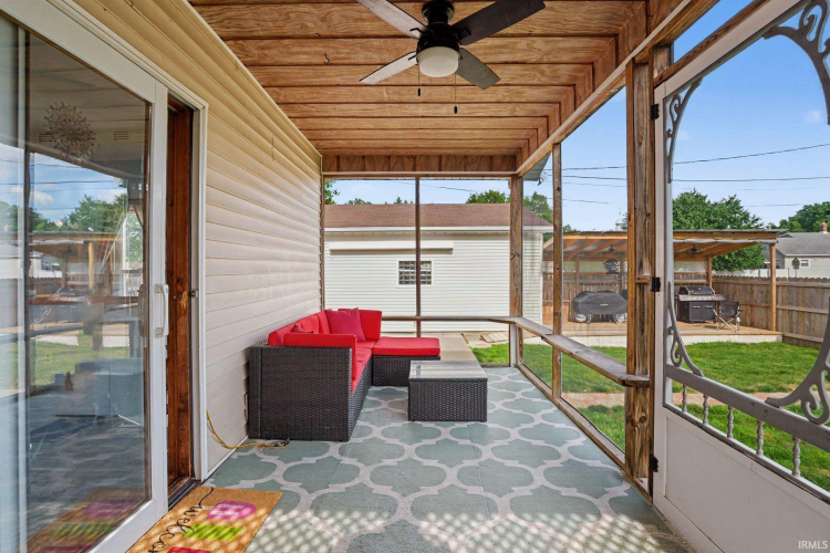 Listing Image 15