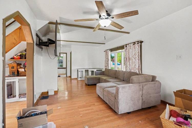 Listing Image 20