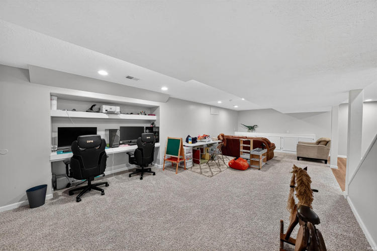 Listing Image 32