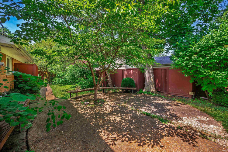 Listing Image 47
