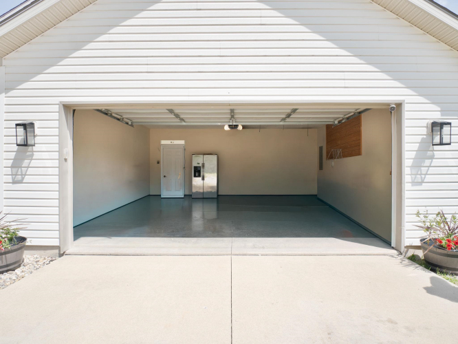 Listing Image 33