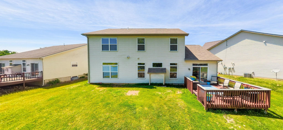 Listing Image 5