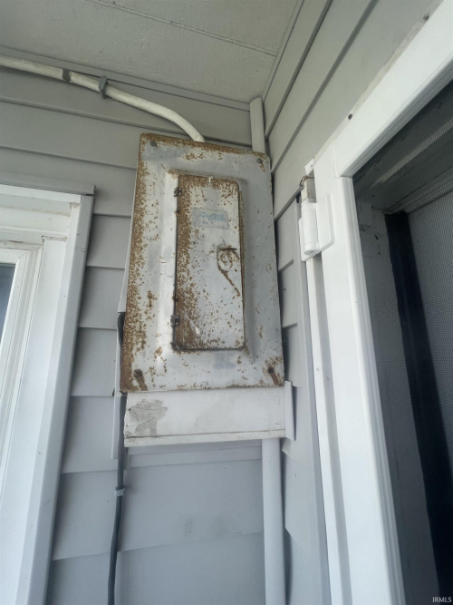 Listing Image 18