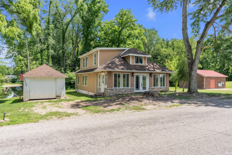 Listing Image 3