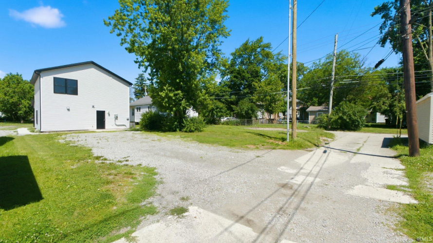 Listing Image 23