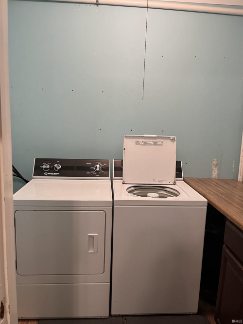 Listing Image 19