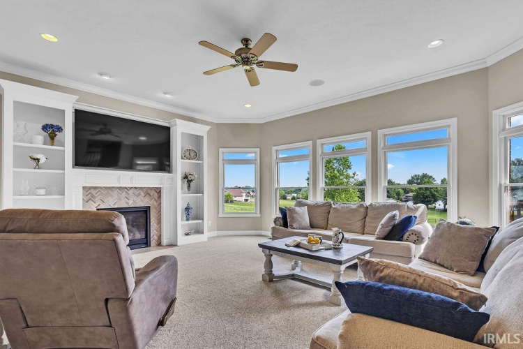 Listing Image 15