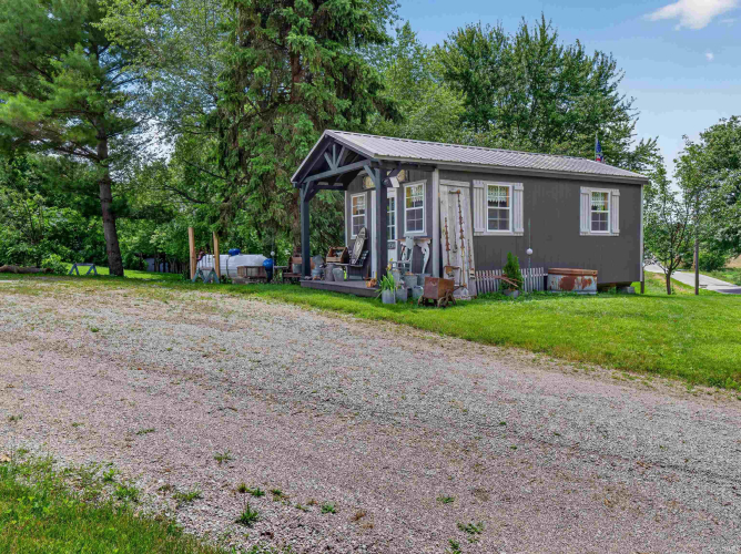 Listing Image 18