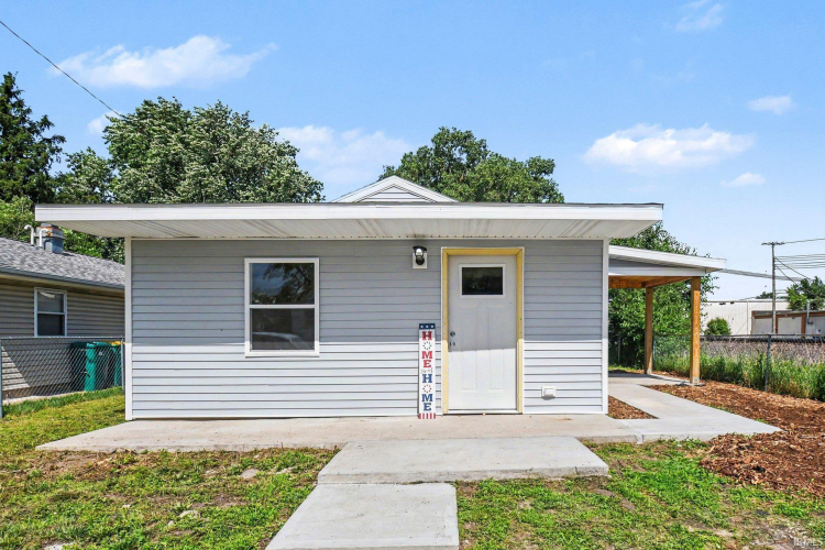 Listing Image 2