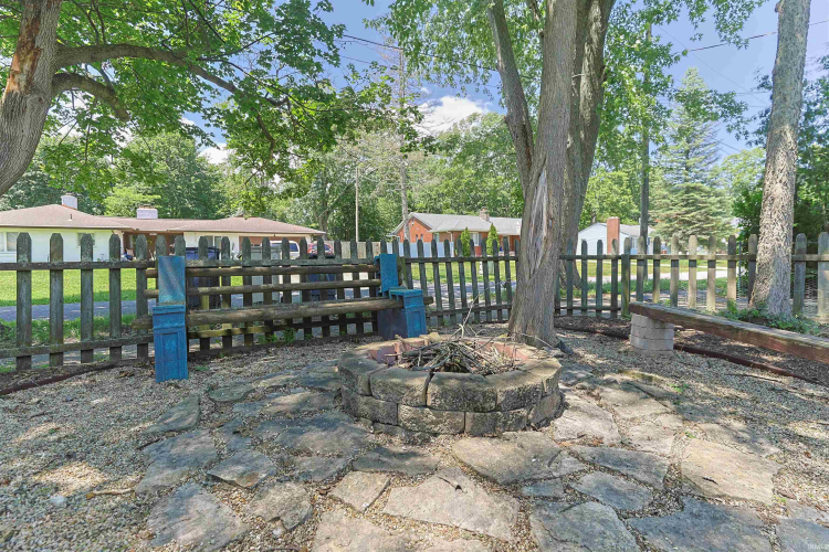 Listing Image 45