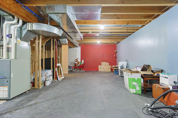 Listing Image 26