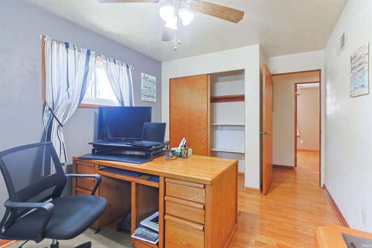 Listing Image 20