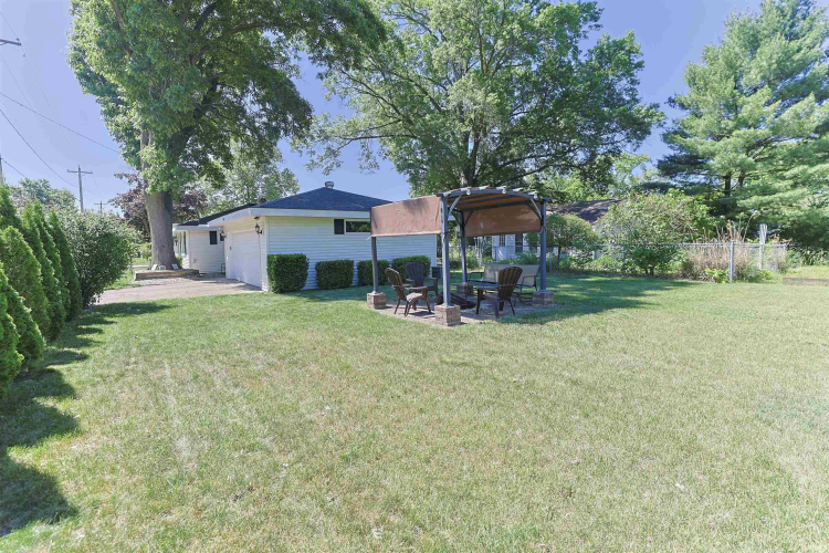 Listing Image 40
