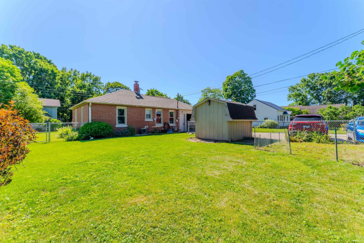 Listing Image 17