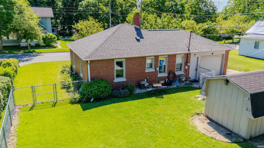 Listing Image 18