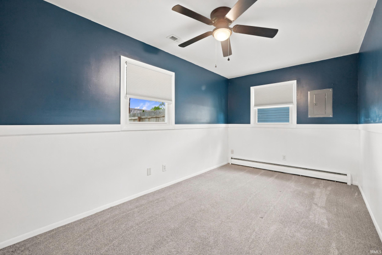 Listing Image 25
