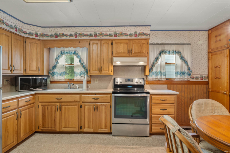 Listing Image 16