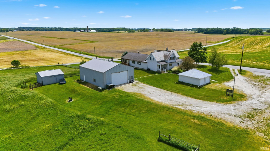 Listing Image 11