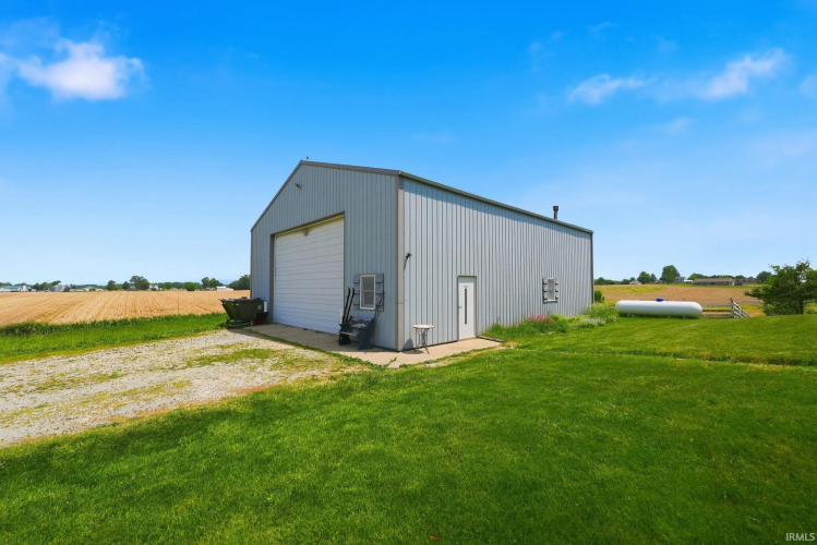Listing Image 45