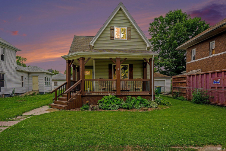 Listing Image 3