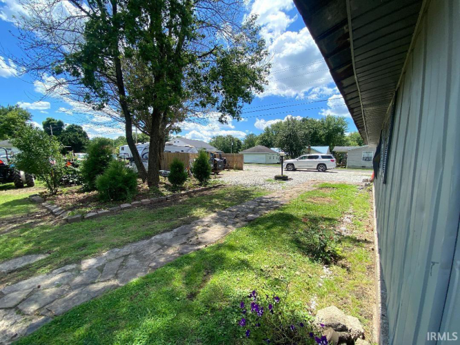 Listing Image 32
