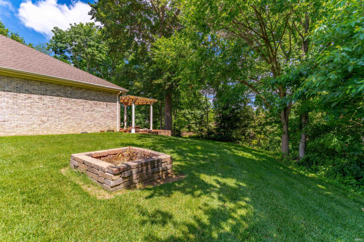 Listing Image 47