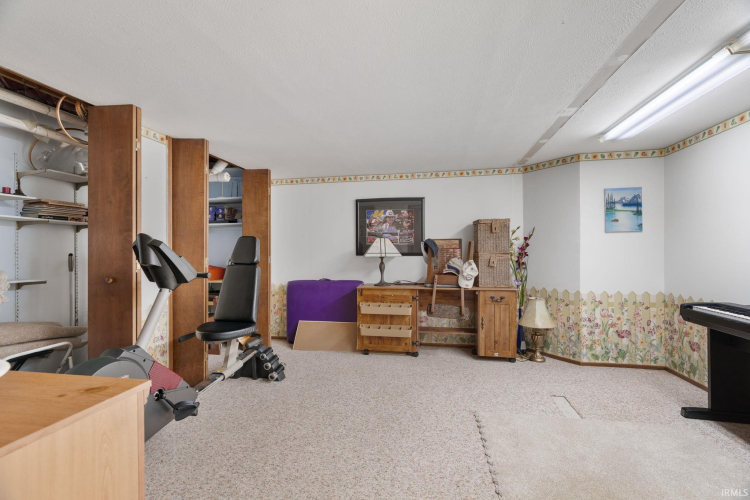 Listing Image 27