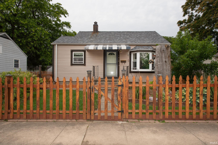 Listing Image 2
