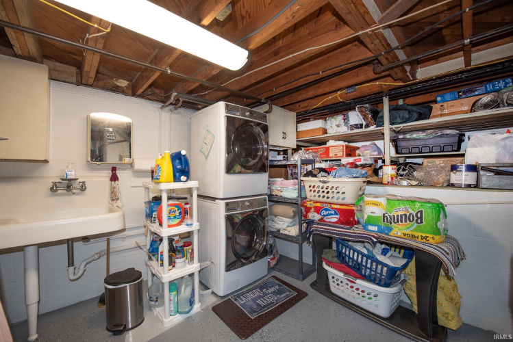 Listing Image 18