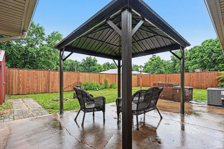 Listing Image 21