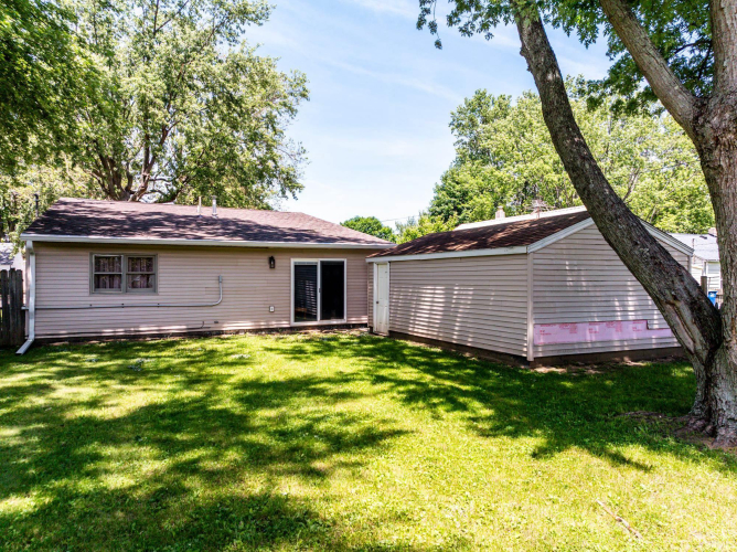 Listing Image 24