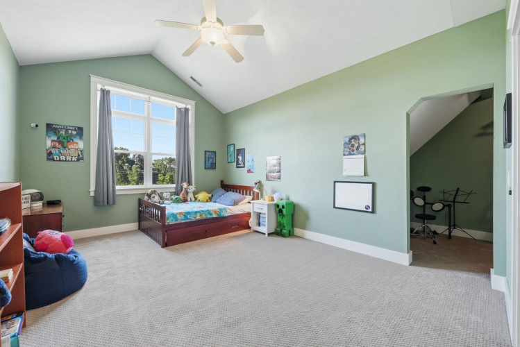 Listing Image 23