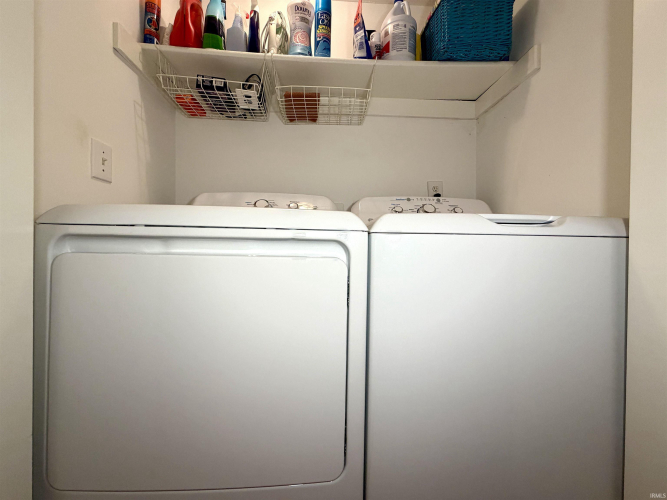 Listing Image 20