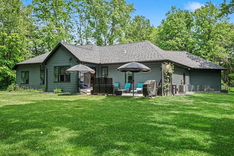 Listing Image 31