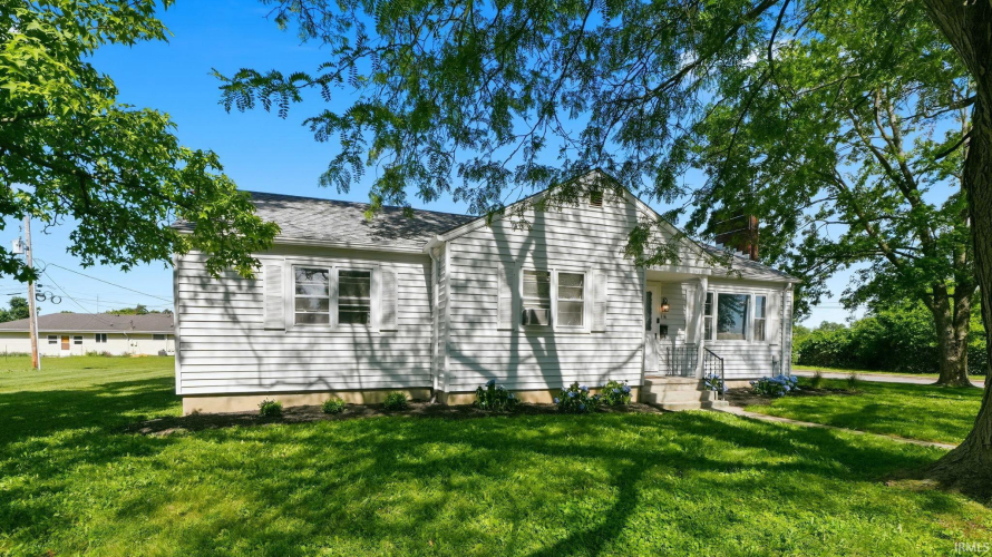 Listing Image 40