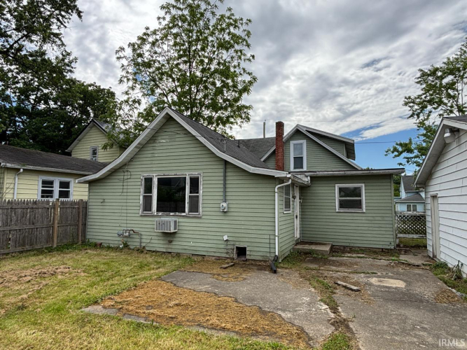 Listing Image 3