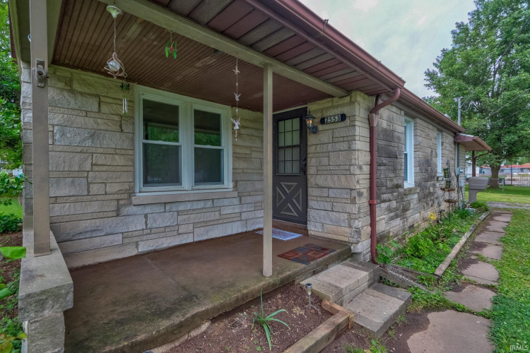 Listing Image 9