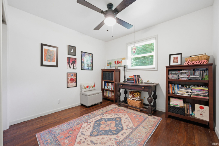 Listing Image 18
