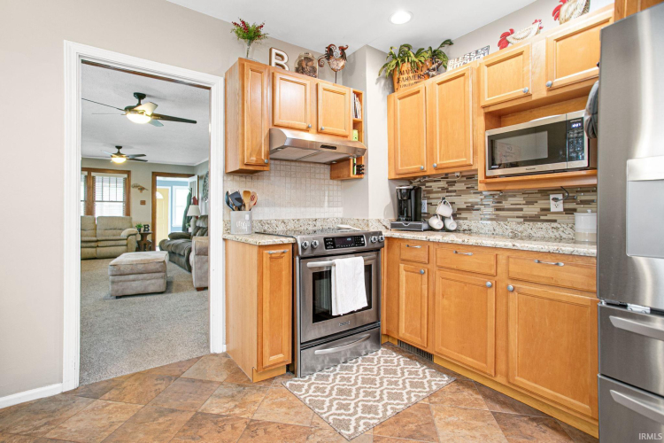 Listing Image 10