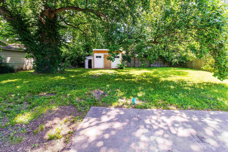 Listing Image 18