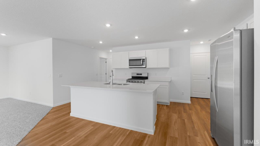 Listing Image 13
