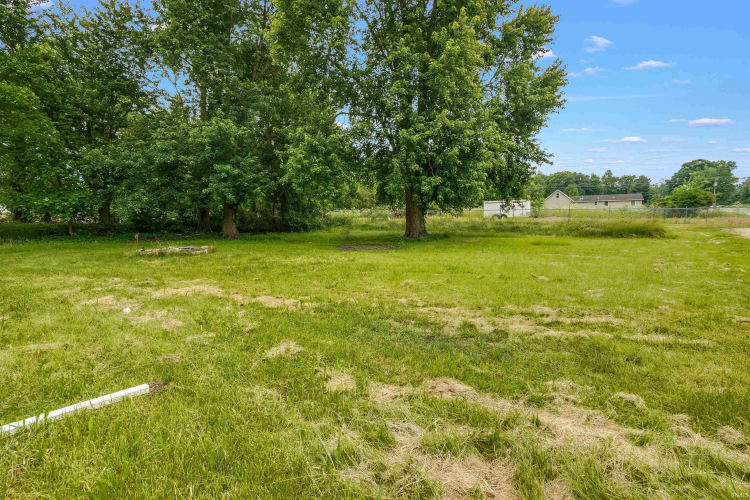 Listing Image 24