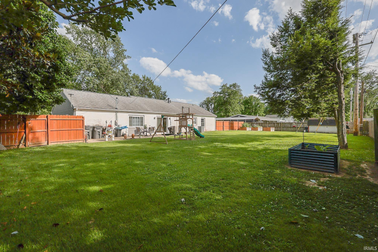 Listing Image 18