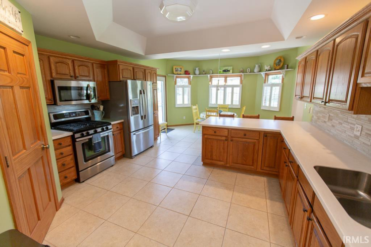 Listing Image 5