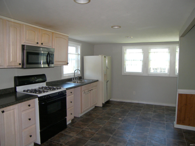 Listing Image 25