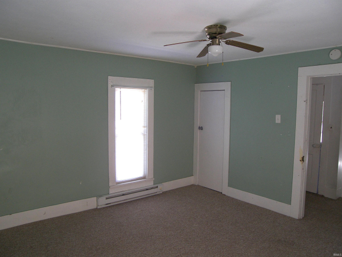 Listing Image 37