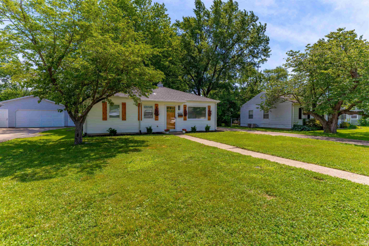 Listing Image 3