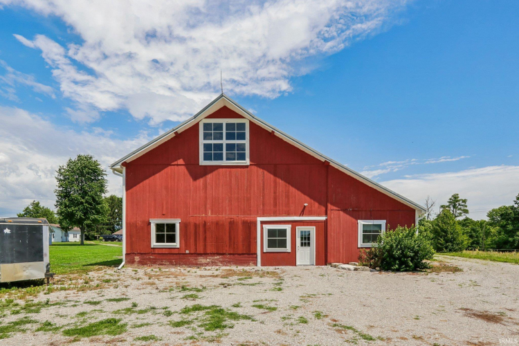 Listing Image 42